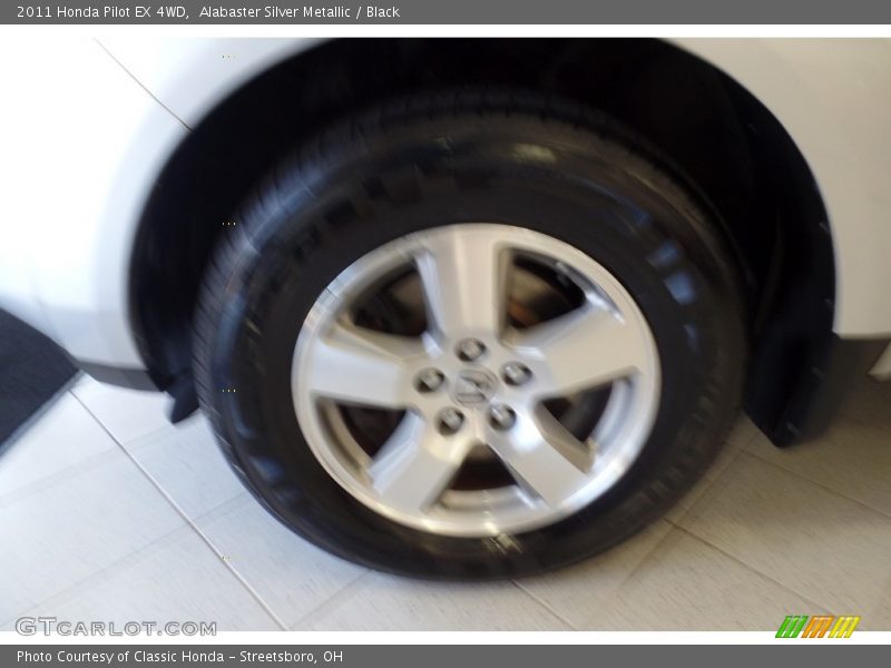 Alabaster Silver Metallic / Black 2011 Honda Pilot EX 4WD