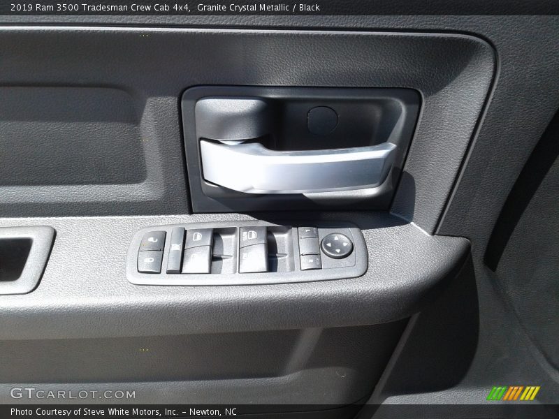 Granite Crystal Metallic / Black 2019 Ram 3500 Tradesman Crew Cab 4x4