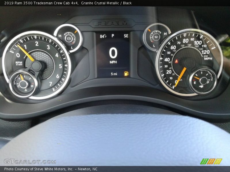  2019 3500 Tradesman Crew Cab 4x4 Tradesman Crew Cab 4x4 Gauges