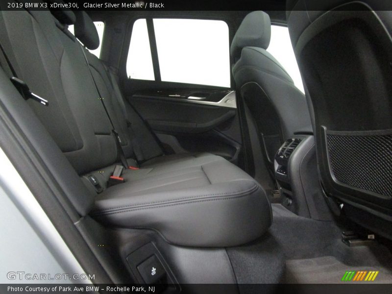 Glacier Silver Metallic / Black 2019 BMW X3 xDrive30i