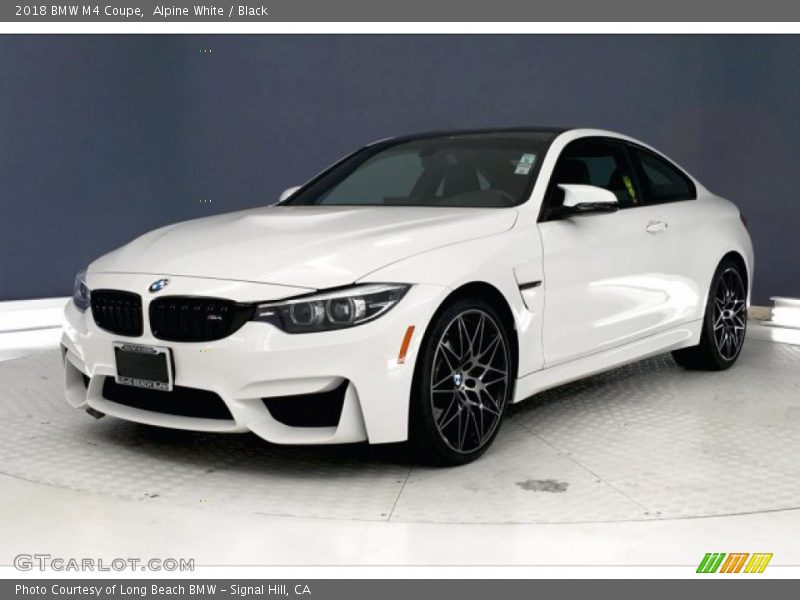 Alpine White / Black 2018 BMW M4 Coupe