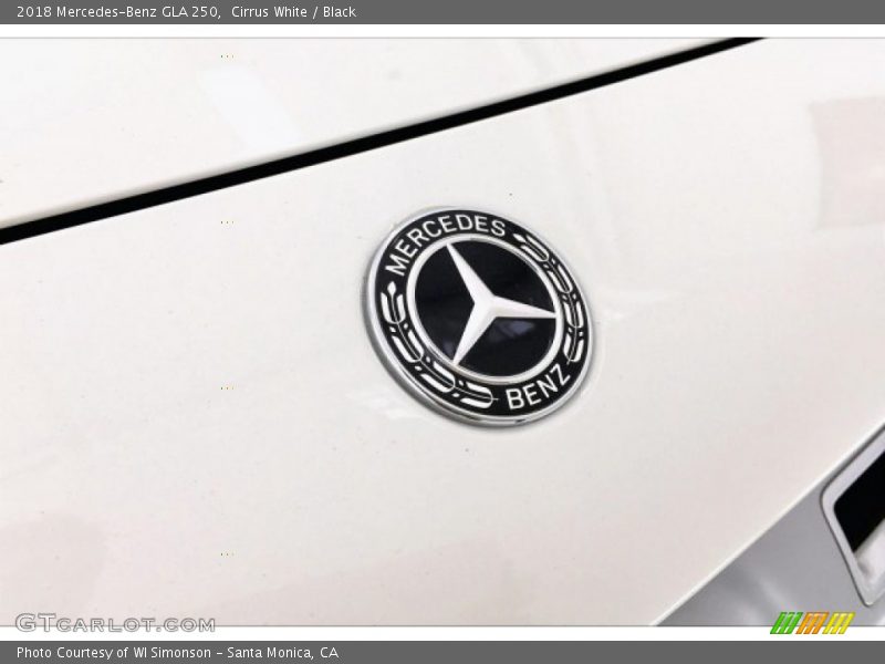 Cirrus White / Black 2018 Mercedes-Benz GLA 250