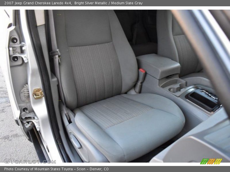 Bright Silver Metallic / Medium Slate Gray 2007 Jeep Grand Cherokee Laredo 4x4