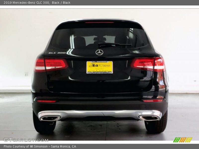 Black / Black 2019 Mercedes-Benz GLC 300