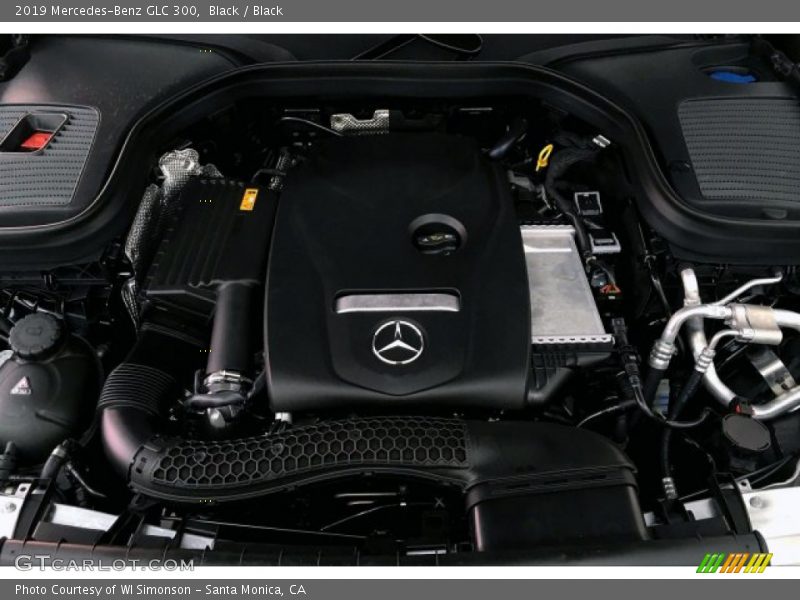 Black / Black 2019 Mercedes-Benz GLC 300