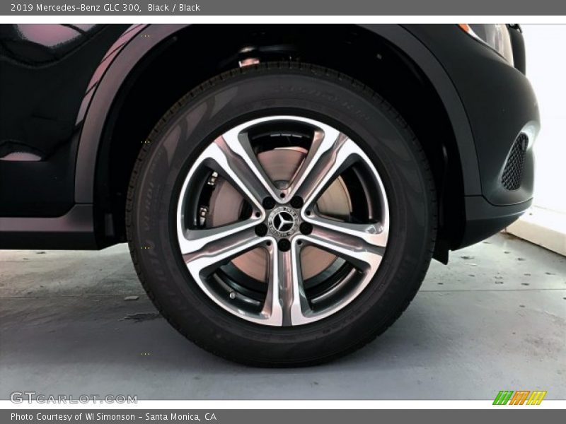 Black / Black 2019 Mercedes-Benz GLC 300