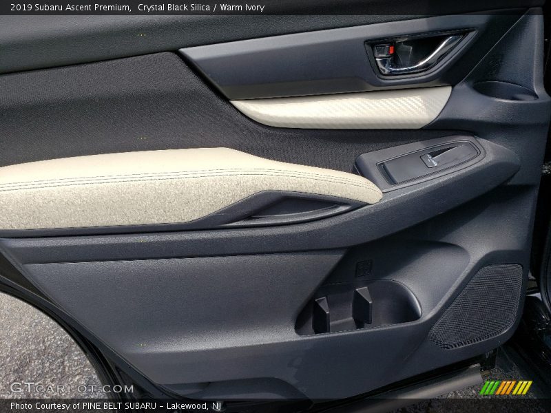 Crystal Black Silica / Warm Ivory 2019 Subaru Ascent Premium