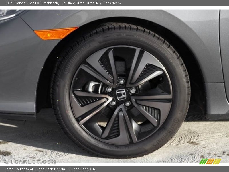 Polished Metal Metallic / Black/Ivory 2019 Honda Civic EX Hatchback