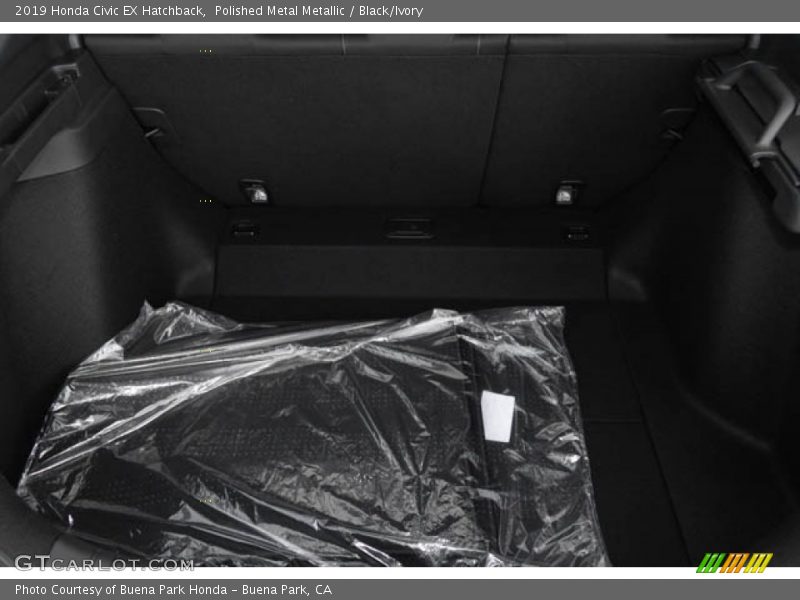 Polished Metal Metallic / Black/Ivory 2019 Honda Civic EX Hatchback