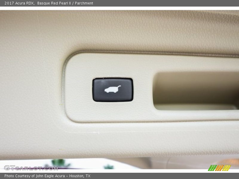 Basque Red Pearl II / Parchment 2017 Acura RDX