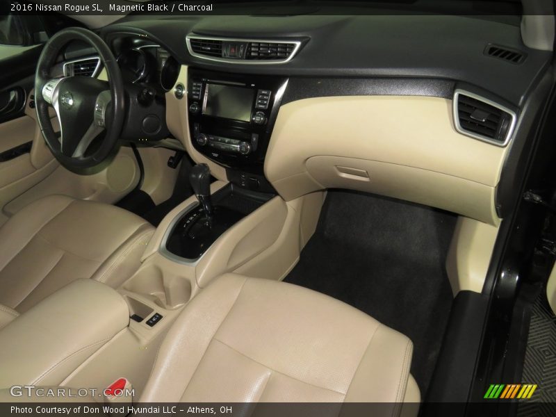 Magnetic Black / Charcoal 2016 Nissan Rogue SL