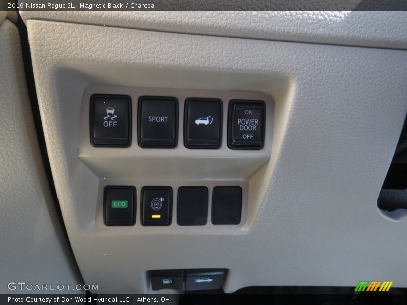 Magnetic Black / Charcoal 2016 Nissan Rogue SL