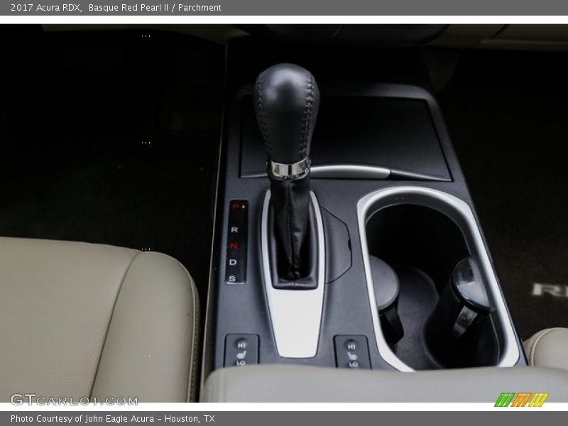 Basque Red Pearl II / Parchment 2017 Acura RDX