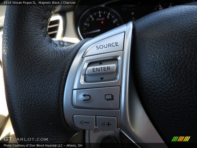Magnetic Black / Charcoal 2016 Nissan Rogue SL