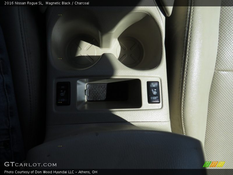 Magnetic Black / Charcoal 2016 Nissan Rogue SL