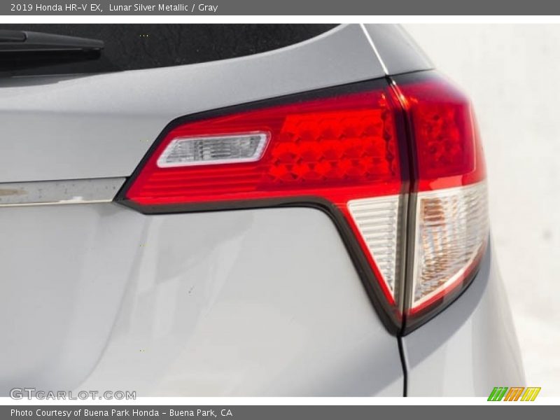 Lunar Silver Metallic / Gray 2019 Honda HR-V EX