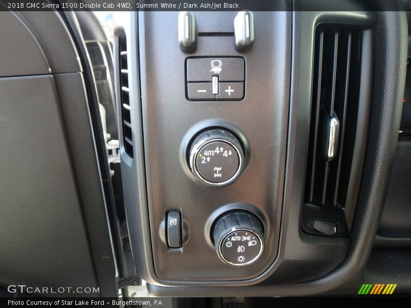 Summit White / Dark Ash/Jet Black 2018 GMC Sierra 1500 Double Cab 4WD