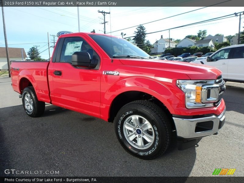 Front 3/4 View of 2019 F150 XLT Regular Cab 4x4