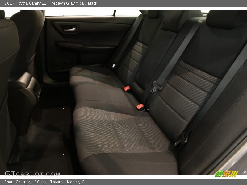 Predawn Gray Mica / Black 2017 Toyota Camry LE