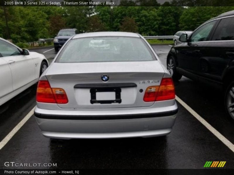 Titanium Silver Metallic / Black 2005 BMW 3 Series 325xi Sedan