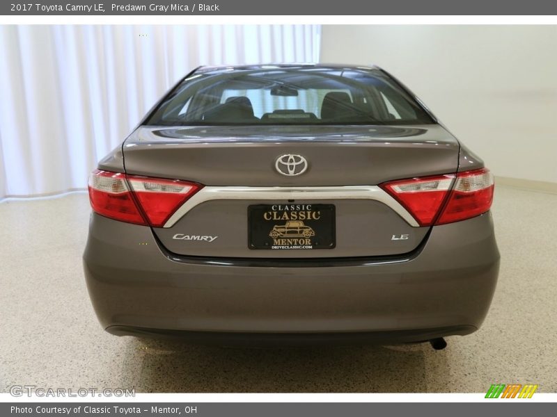 Predawn Gray Mica / Black 2017 Toyota Camry LE