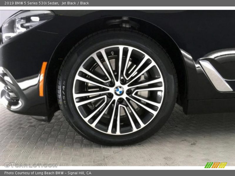 Jet Black / Black 2019 BMW 5 Series 530i Sedan