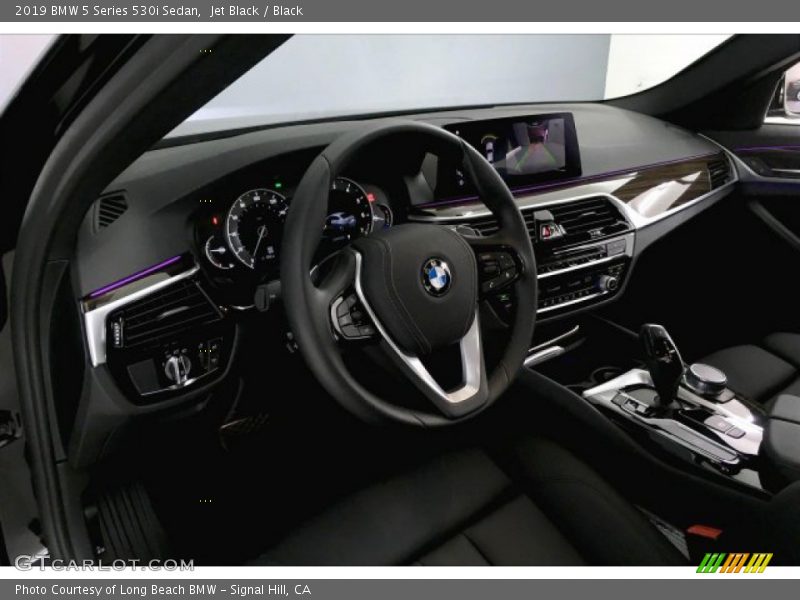 Jet Black / Black 2019 BMW 5 Series 530i Sedan
