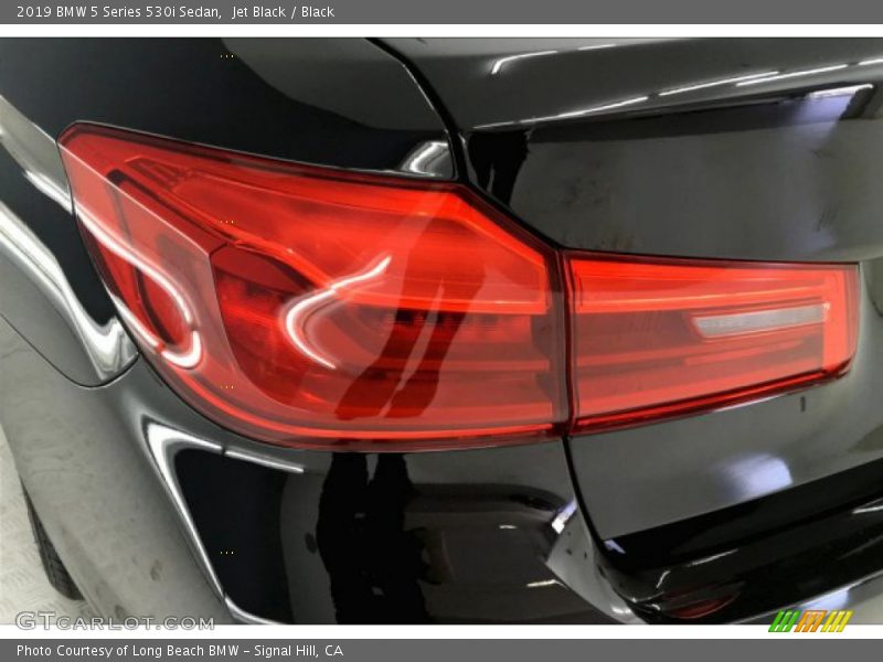 Jet Black / Black 2019 BMW 5 Series 530i Sedan