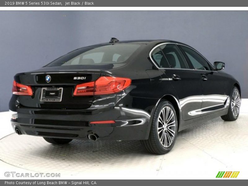 Jet Black / Black 2019 BMW 5 Series 530i Sedan