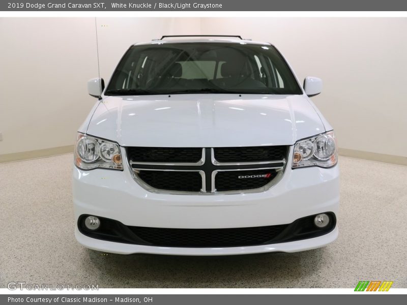 White Knuckle / Black/Light Graystone 2019 Dodge Grand Caravan SXT