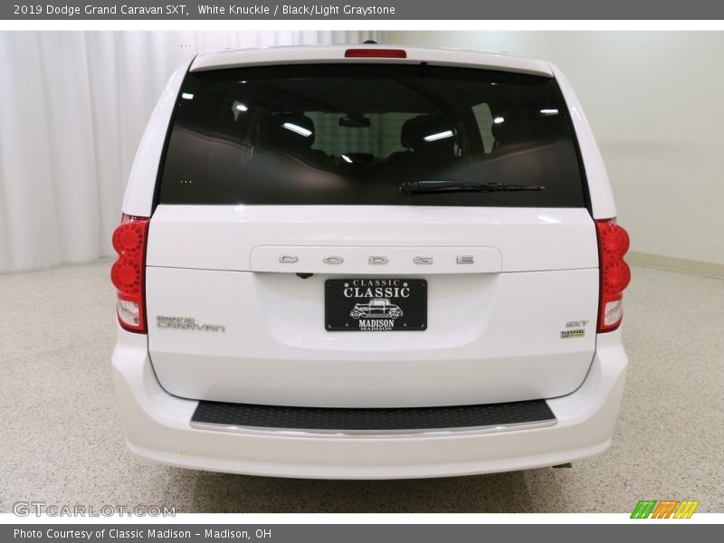 White Knuckle / Black/Light Graystone 2019 Dodge Grand Caravan SXT