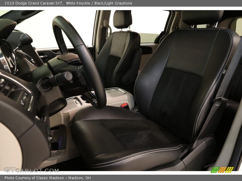 White Knuckle / Black/Light Graystone 2019 Dodge Grand Caravan SXT