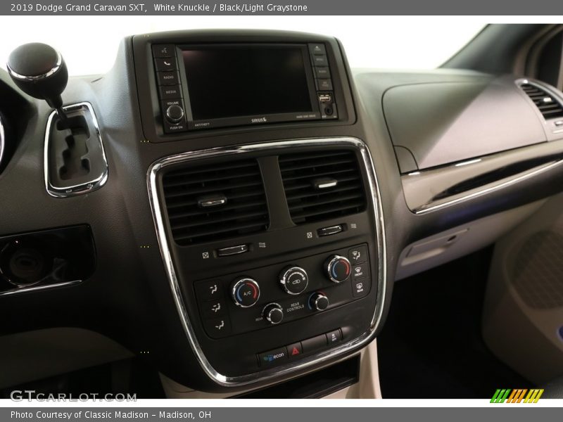 White Knuckle / Black/Light Graystone 2019 Dodge Grand Caravan SXT