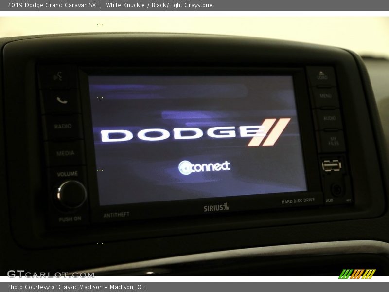 White Knuckle / Black/Light Graystone 2019 Dodge Grand Caravan SXT