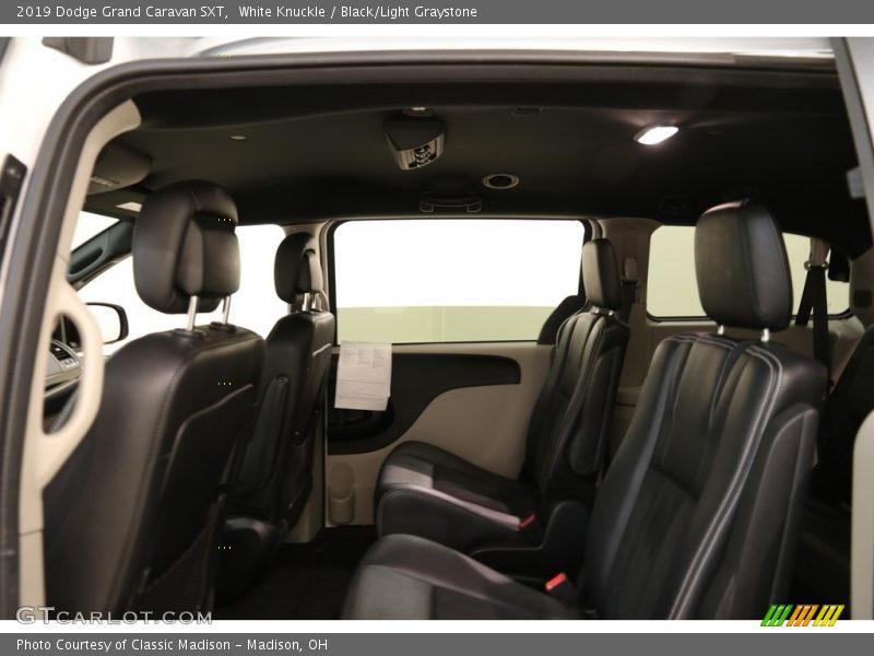 White Knuckle / Black/Light Graystone 2019 Dodge Grand Caravan SXT