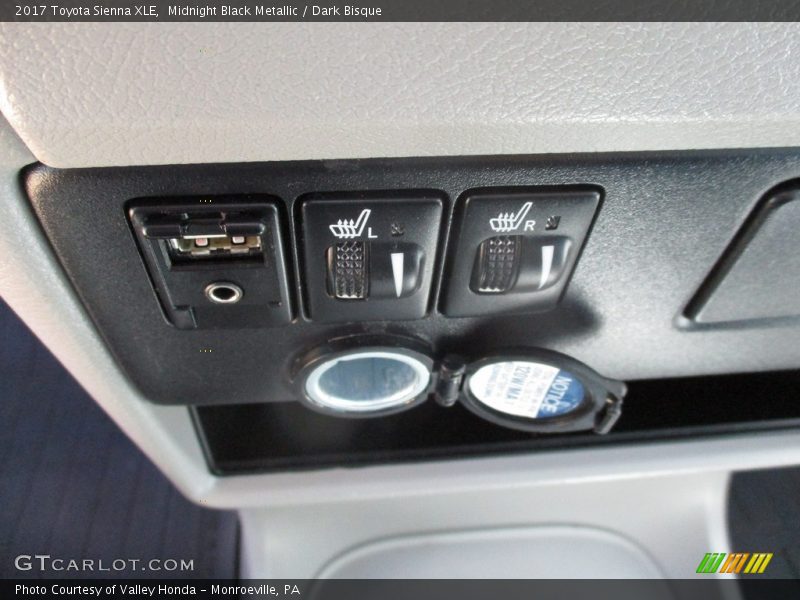 Midnight Black Metallic / Dark Bisque 2017 Toyota Sienna XLE