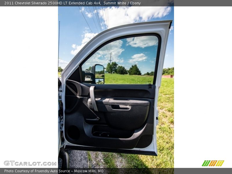 Summit White / Ebony 2011 Chevrolet Silverado 2500HD LT Extended Cab 4x4