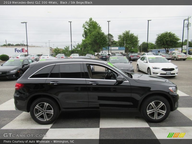 Black / Silk Beige/Black 2019 Mercedes-Benz GLC 300 4Matic
