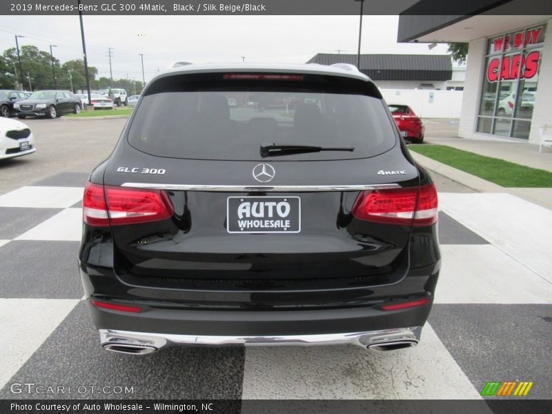 Black / Silk Beige/Black 2019 Mercedes-Benz GLC 300 4Matic