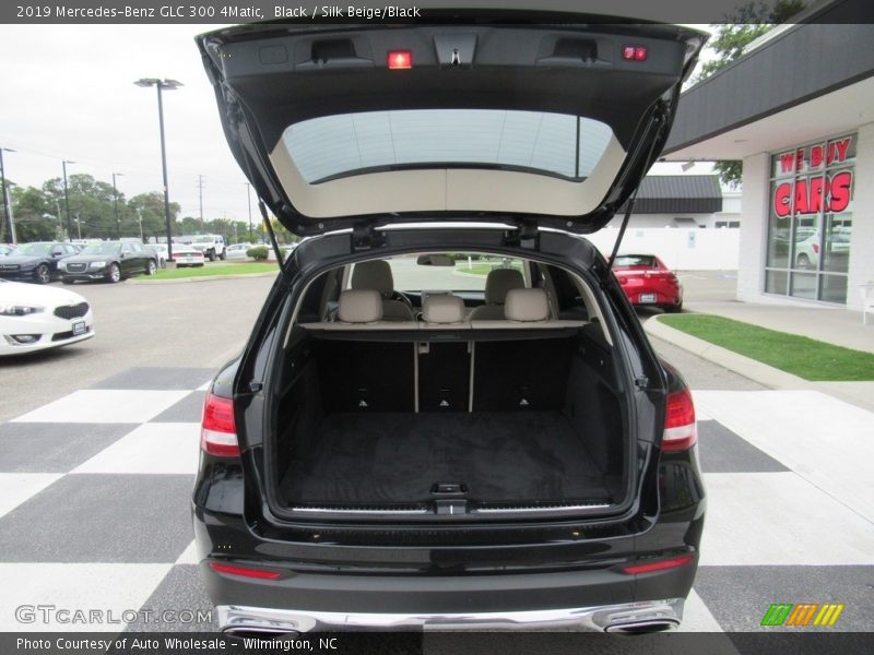 Black / Silk Beige/Black 2019 Mercedes-Benz GLC 300 4Matic