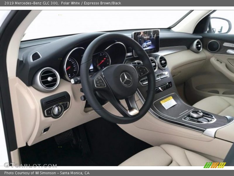 Polar White / Espresso Brown/Black 2019 Mercedes-Benz GLC 300