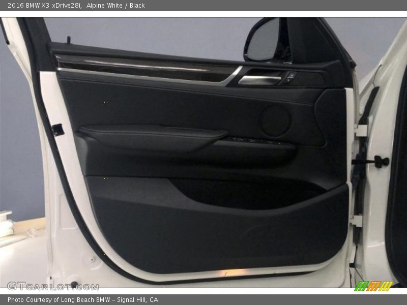 Alpine White / Black 2016 BMW X3 xDrive28i