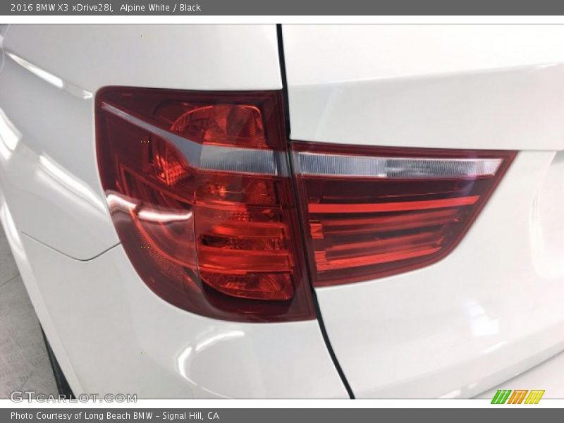 Alpine White / Black 2016 BMW X3 xDrive28i