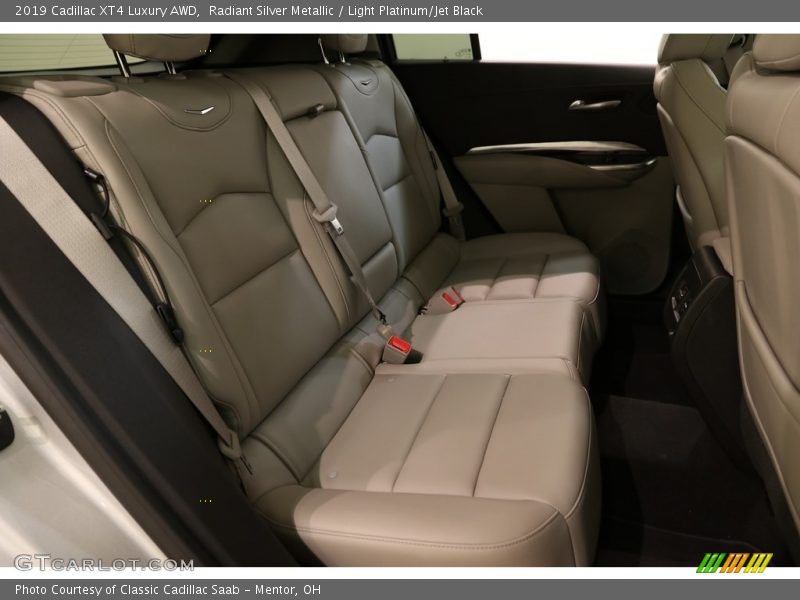 Radiant Silver Metallic / Light Platinum/Jet Black 2019 Cadillac XT4 Luxury AWD