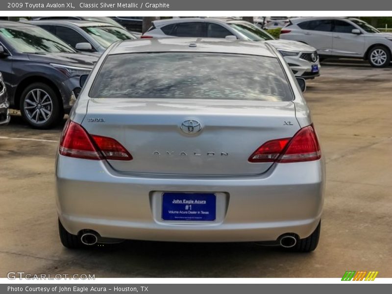 Classic Silver Metallic / Graphite 2009 Toyota Avalon XL