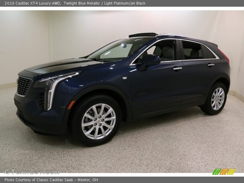 Twilight Blue Metallic / Light Platinum/Jet Black 2019 Cadillac XT4 Luxury AWD