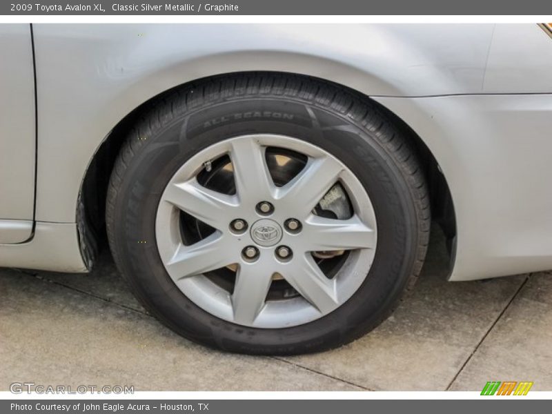 Classic Silver Metallic / Graphite 2009 Toyota Avalon XL