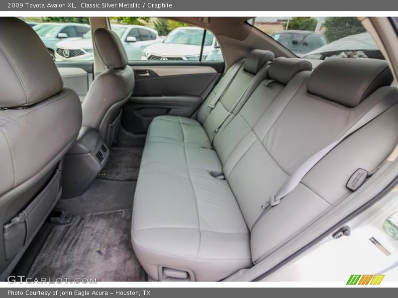 Classic Silver Metallic / Graphite 2009 Toyota Avalon XL