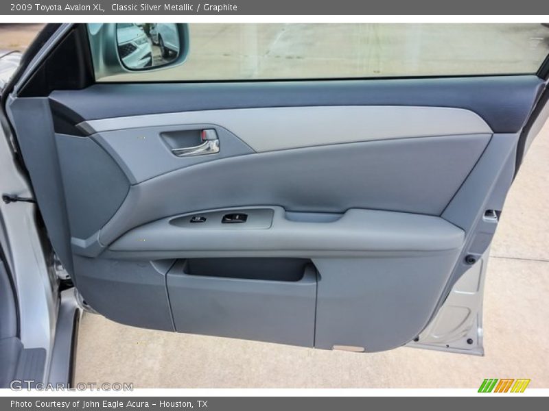 Classic Silver Metallic / Graphite 2009 Toyota Avalon XL