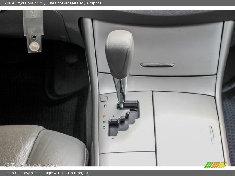 Classic Silver Metallic / Graphite 2009 Toyota Avalon XL